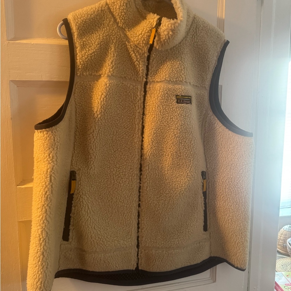 LL Bean Sherpa Vest with Navy Trim